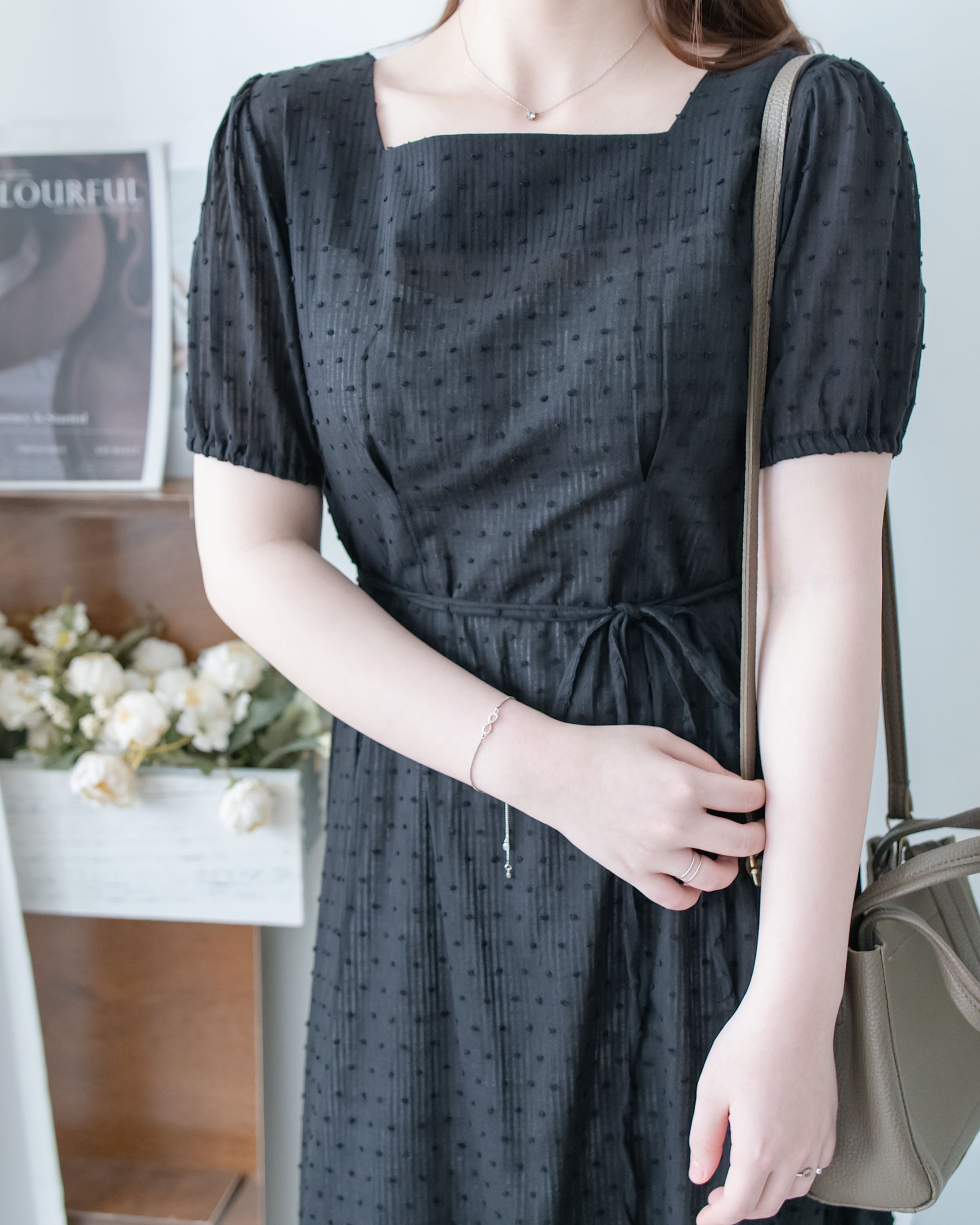 （附送打底裙）Dot Dress 暗條紋棉質方領點紋顯瘦腰線連身裙/ DS1146