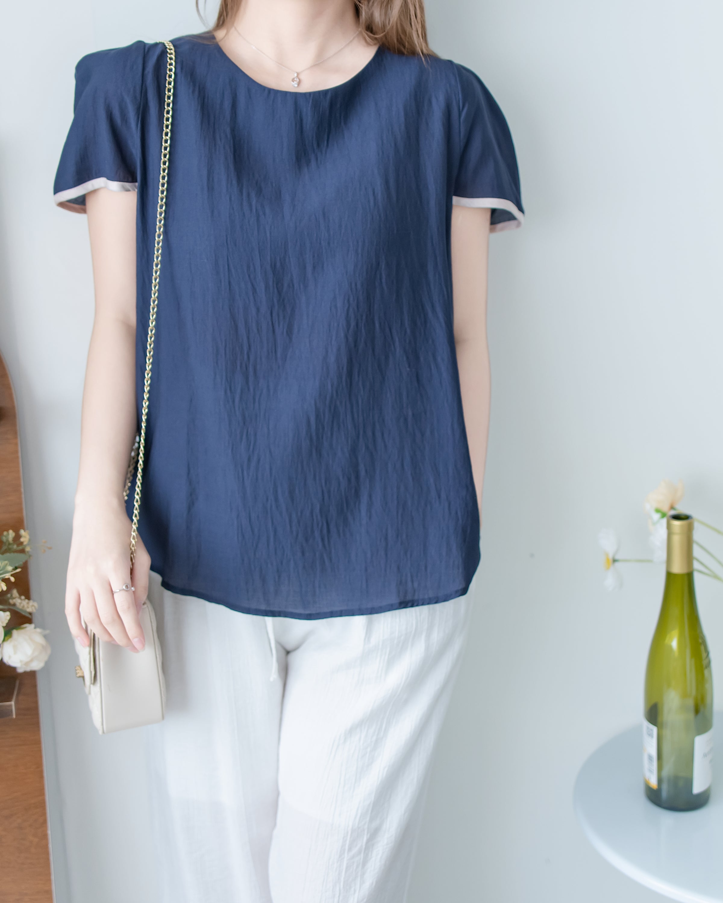Coco Blouse 涼感微光拼色顯瘦傘袖上衣/ BU9146