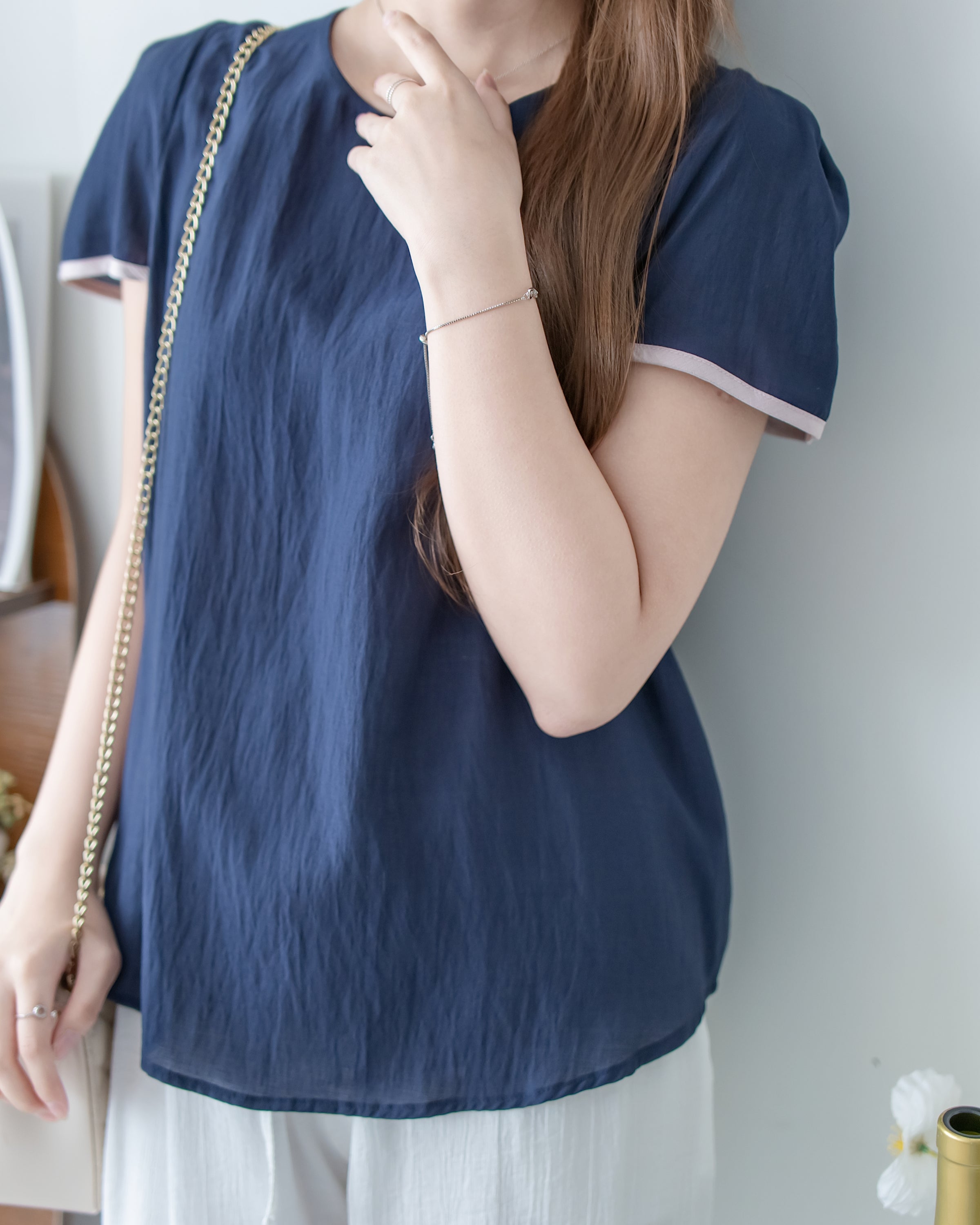 Coco Blouse 涼感微光拼色顯瘦傘袖上衣/ BU9146
