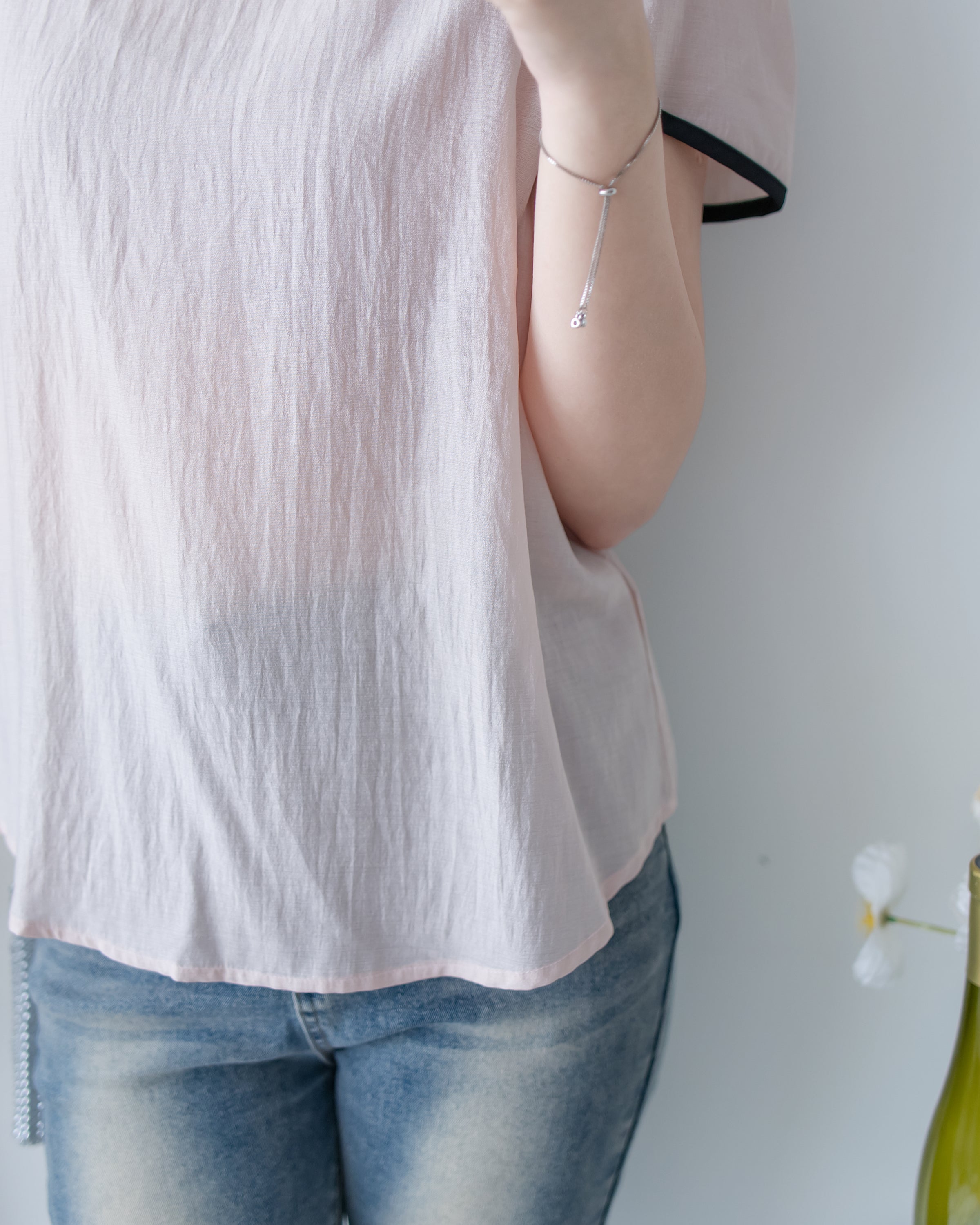 Coco Blouse 涼感微光拼色顯瘦傘袖上衣/ BU9146