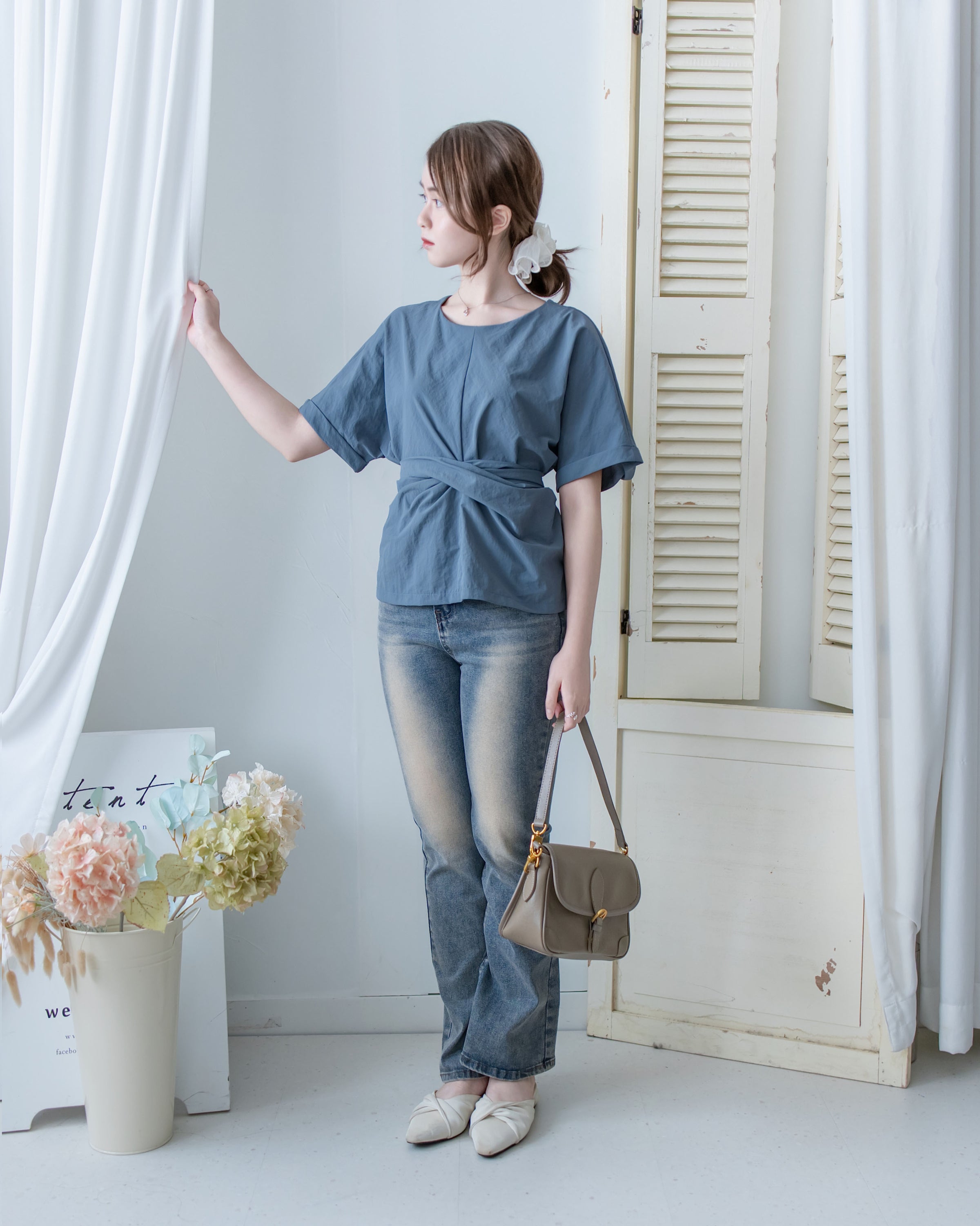 Cross Blouse 輕盈交叉帶後蝴蝶上衣/BU9150