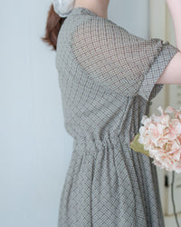 Rhombus Dress 輕復古菱格紋修腰連身裙/ DS1160