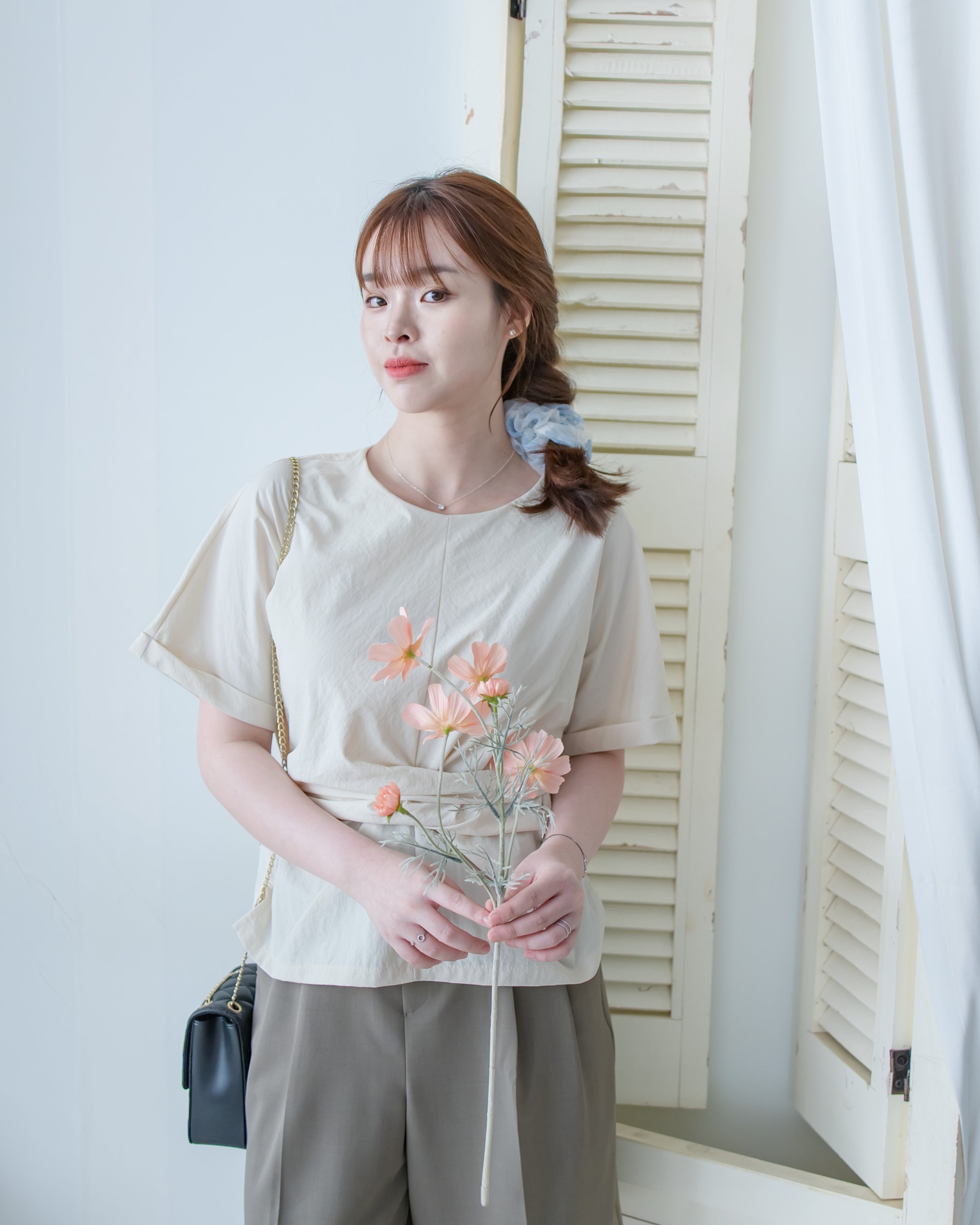 Cross Blouse 輕盈交叉帶後蝴蝶上衣/BU9150