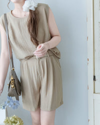 Beige belt Shorts Set 仿麻棉寬肩背心金屬腰帶短褲套裝/SE8116