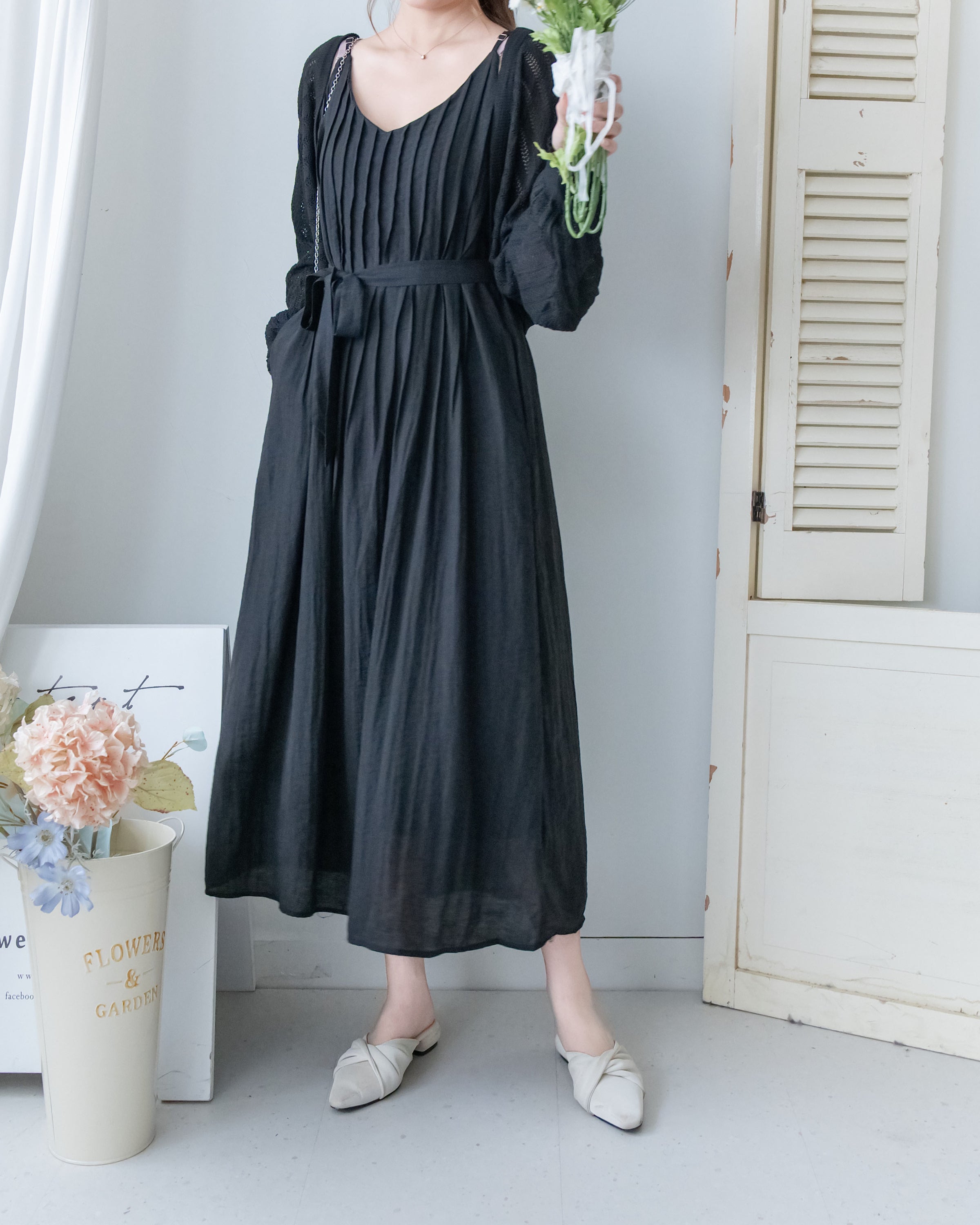 Knit Vest Set 鏤空針織外套風琴車褶長裙套裝/SE8118