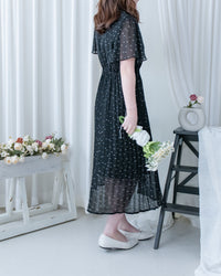 V Ruffle Dot Dress 木耳邊 V 領壓褶雪點雪紡連身裙/DS1162