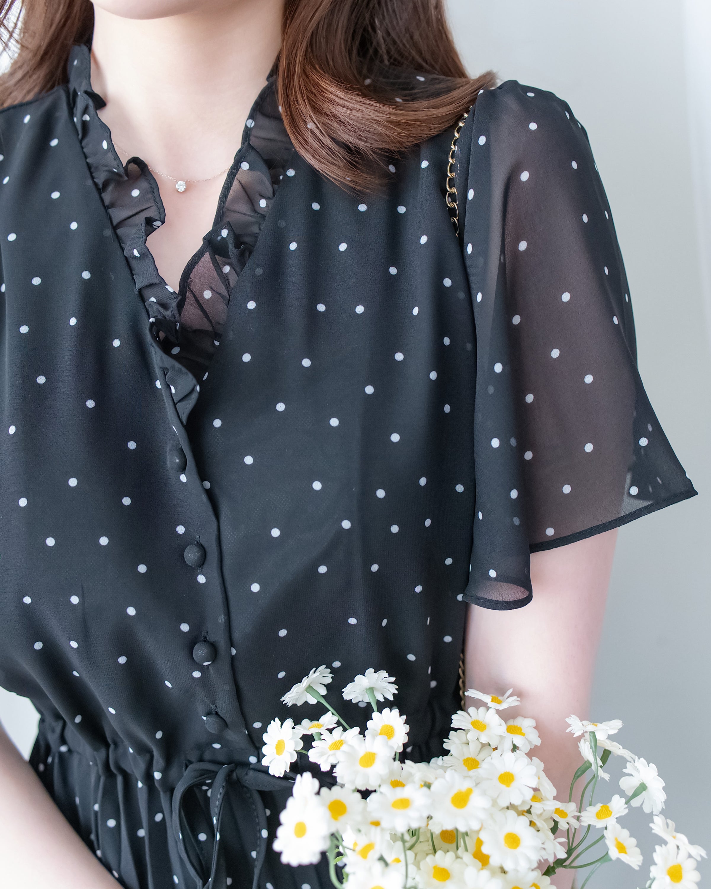 V Ruffle Dot Dress 木耳邊 V 領壓褶雪點雪紡連身裙/DS1162