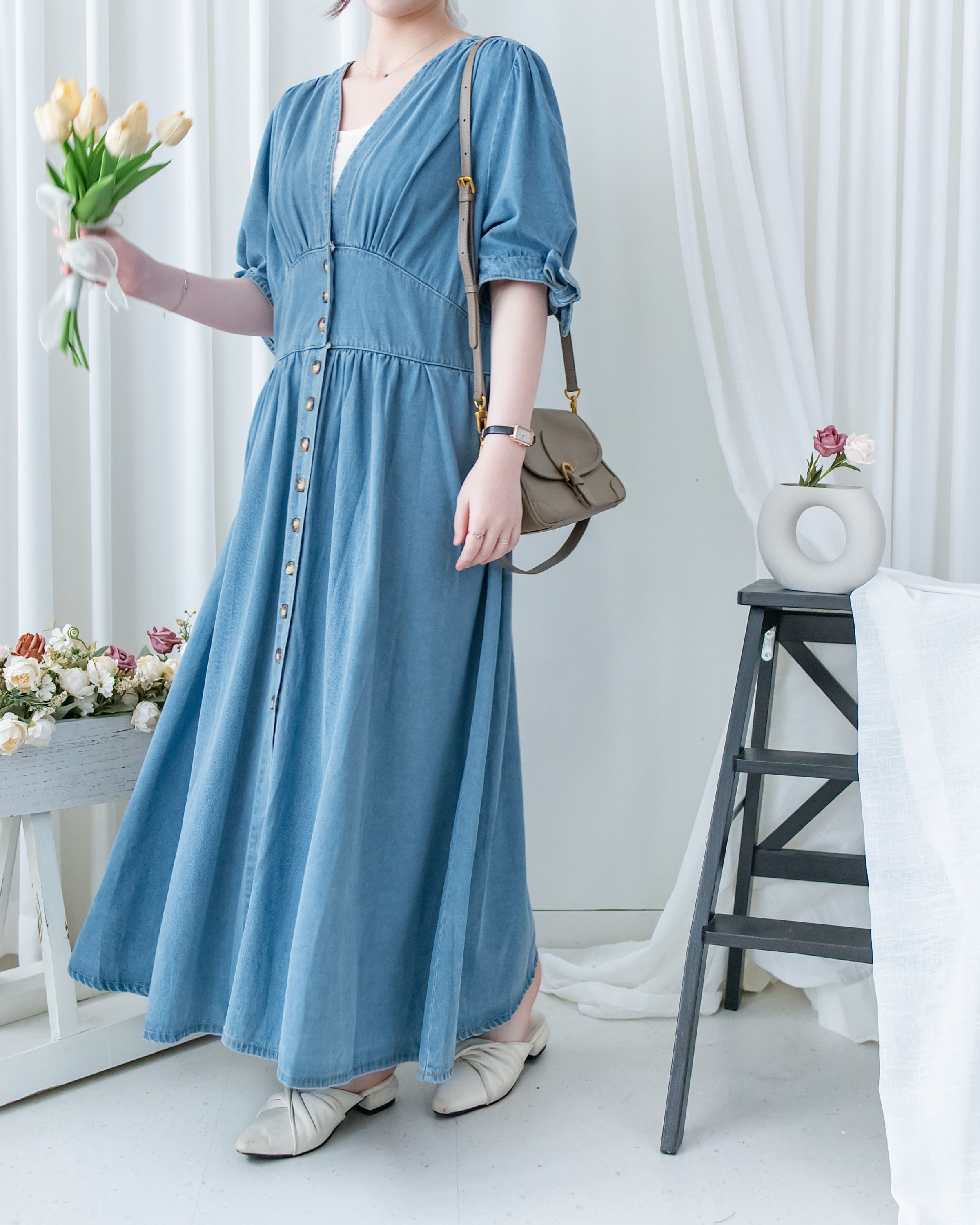 Denim Ribbon Dress 牛仔 V 領袖口綁帶假修腰連身裙/DS1156