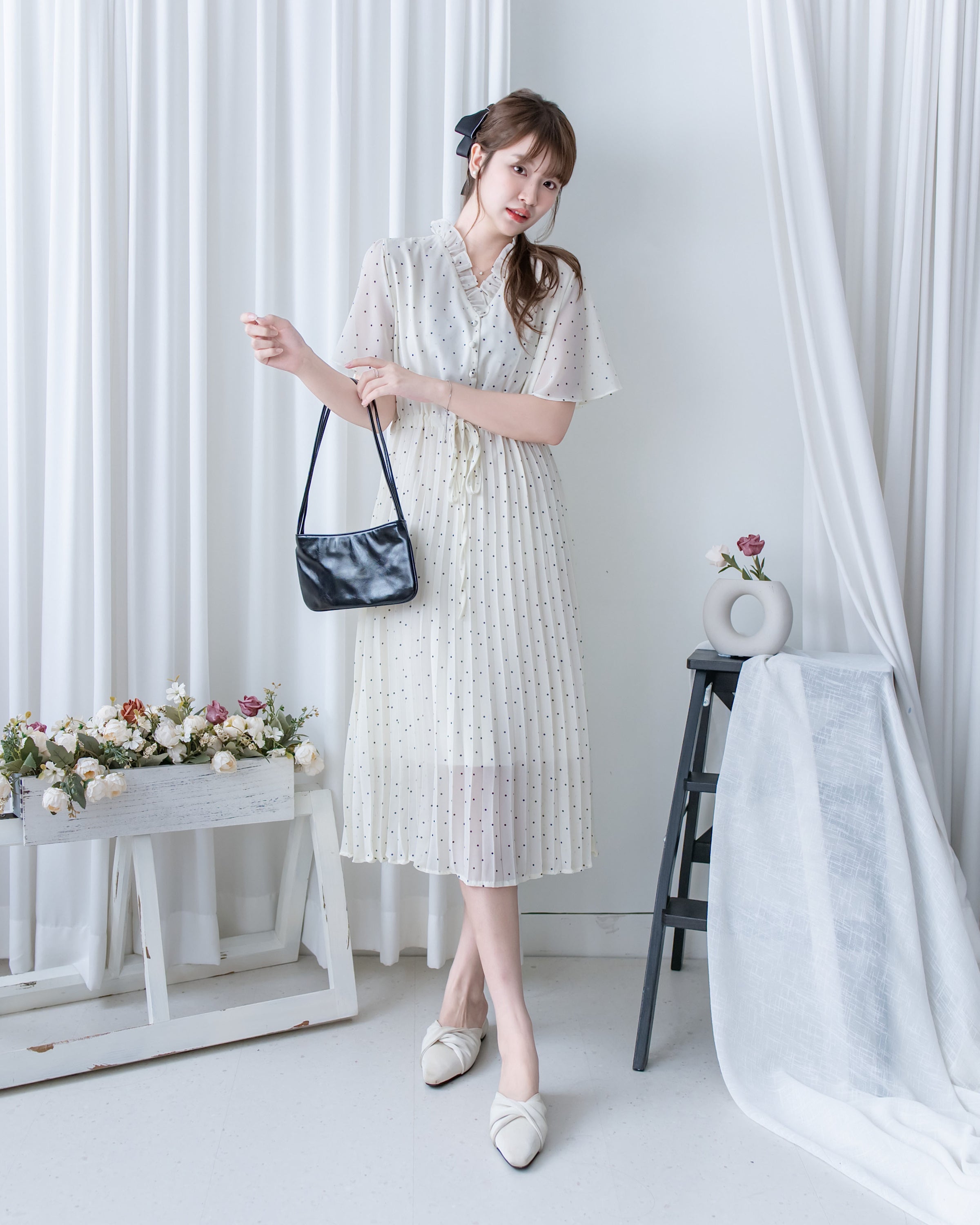 V Ruffle Dot Dress 木耳邊 V 領壓褶雪點雪紡連身裙/DS1162