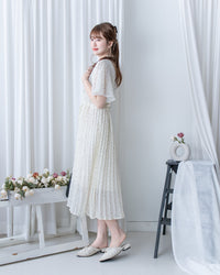 V Ruffle Dot Dress 木耳邊 V 領壓褶雪點雪紡連身裙/DS1162