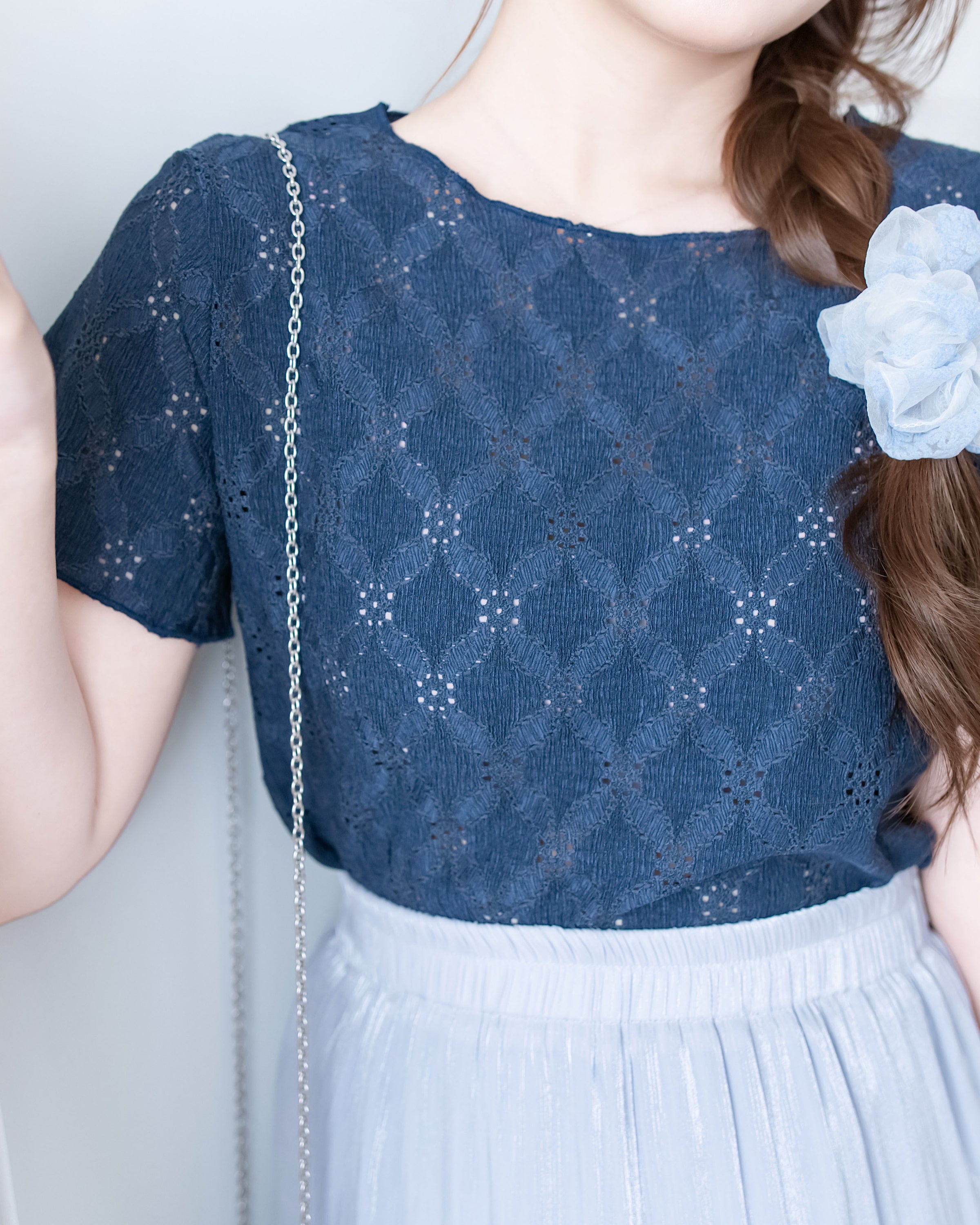 [intent label/intent製 ]  Lace Top 彈性防皺通花自然修腰花邊上衣/ TPA8003