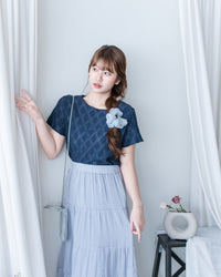 [intent label/intent製 ]  Lace Top 彈性防皺通花自然修腰花邊上衣/ TPA8003
