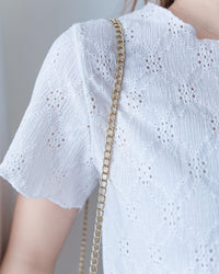 [intent label/intent製 ]  Lace Top 彈性防皺通花自然修腰花邊上衣/ TPA8003