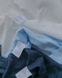[intent label/intent製 ]  Lace Top 彈性防皺通花自然修腰花邊上衣/ TPA8003