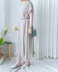 Ruffle End Dress 細緻壓紋細荷葉點綴舒適連身裙/DS1169