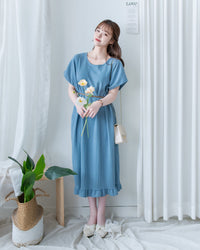 Ruffle End Dress 細緻壓紋細荷葉點綴舒適連身裙/DS1169