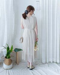 Pleated Sleeveless Dress 法式飄逸壓褶綁帶連身裙/DS1173