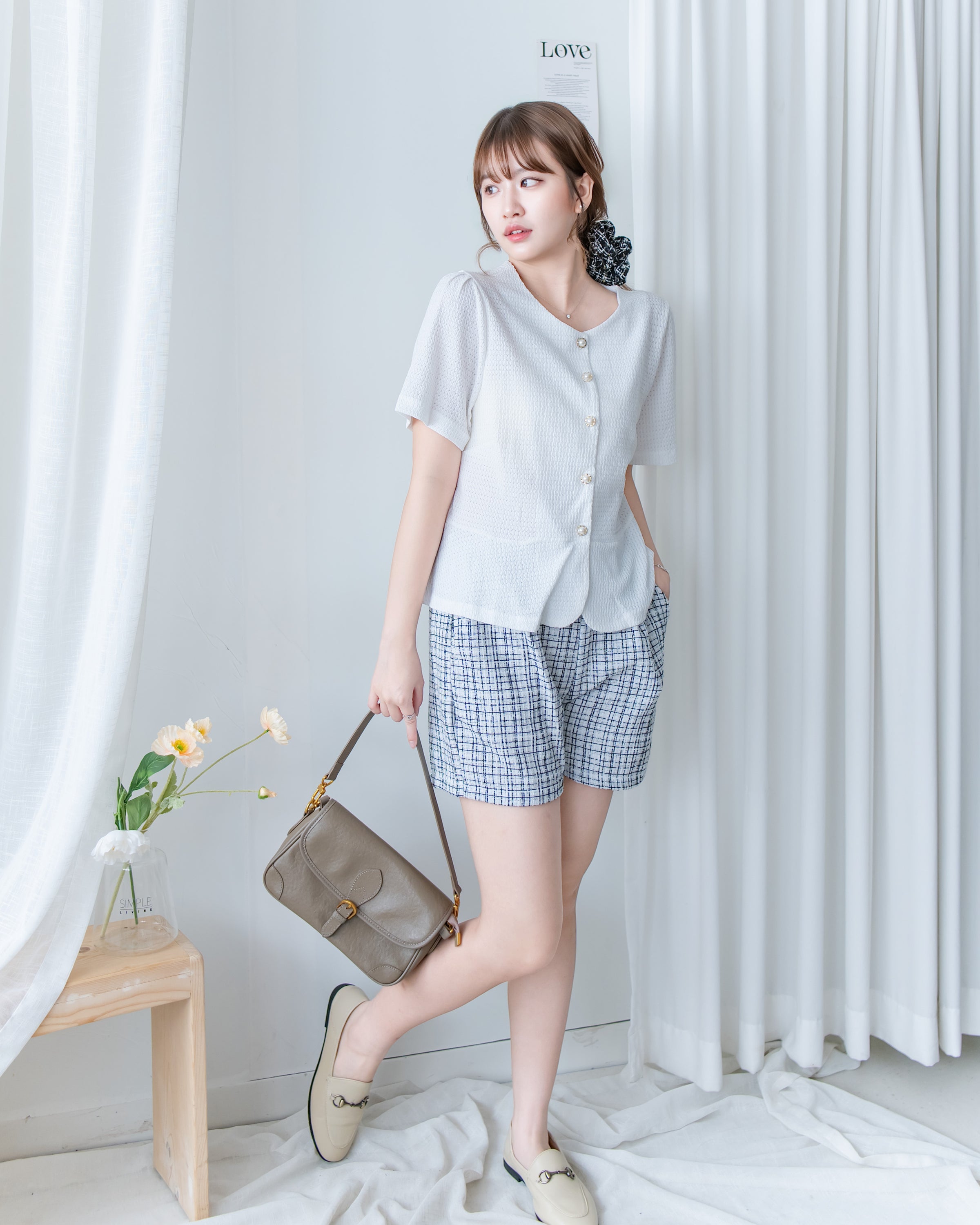 Pearl Blouse 小香風珍珠扣十字紋上衣/TP9239