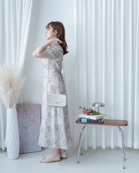 Floral line Dress 線條青花印花弧腰線連身裙/ DS1171