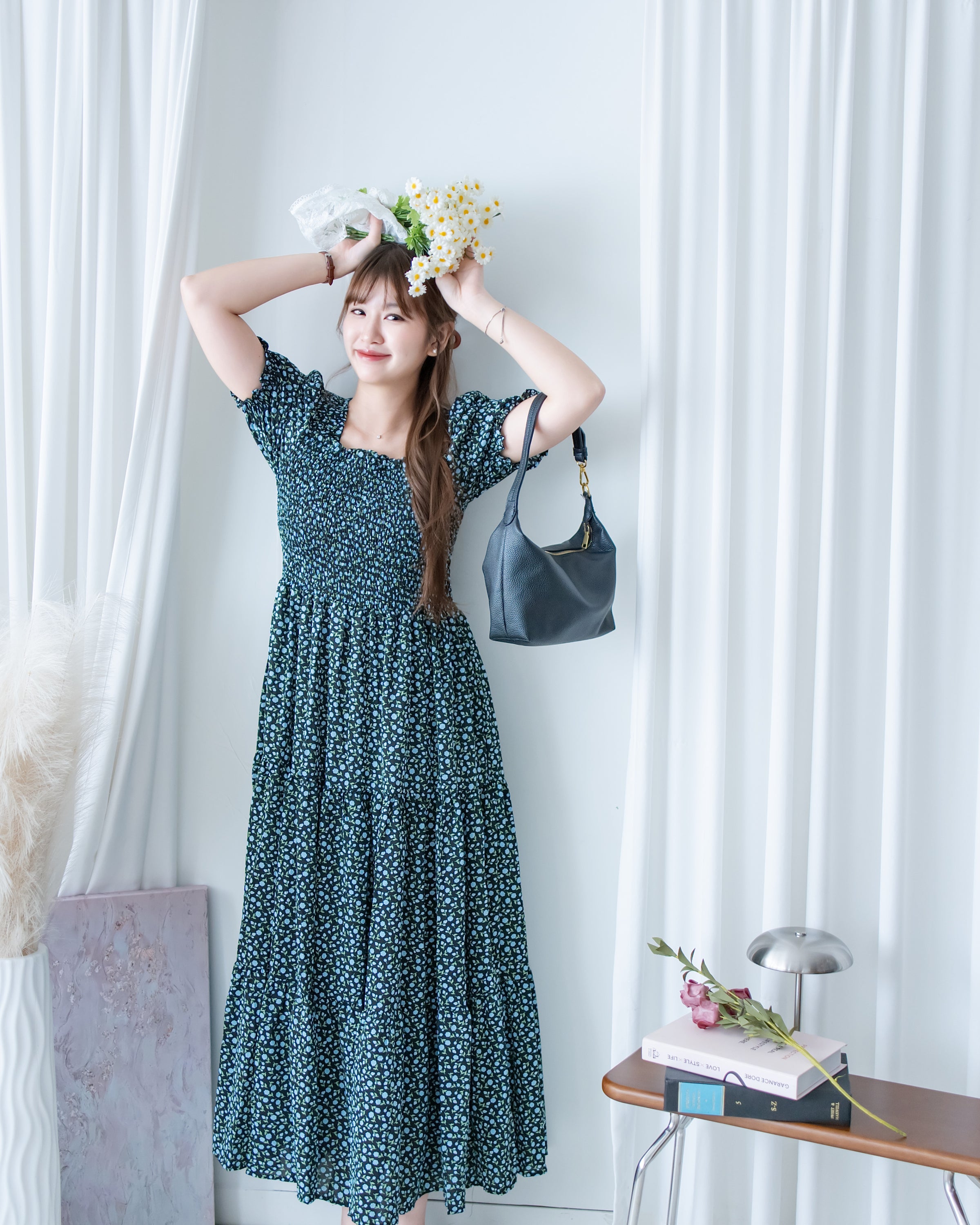 Smocked Floral Dress 方領印花後抓皺修身綁帶連身裙/ DS1182