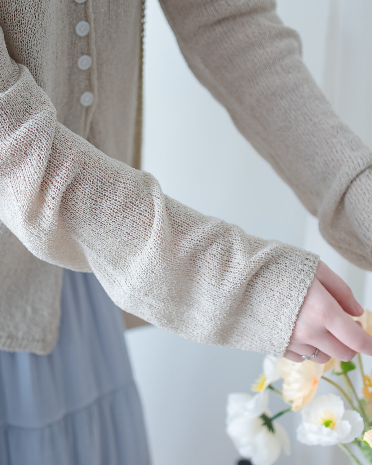 Slit Knit  V 領鏤空下開叉針織外套上衣/ TP9242