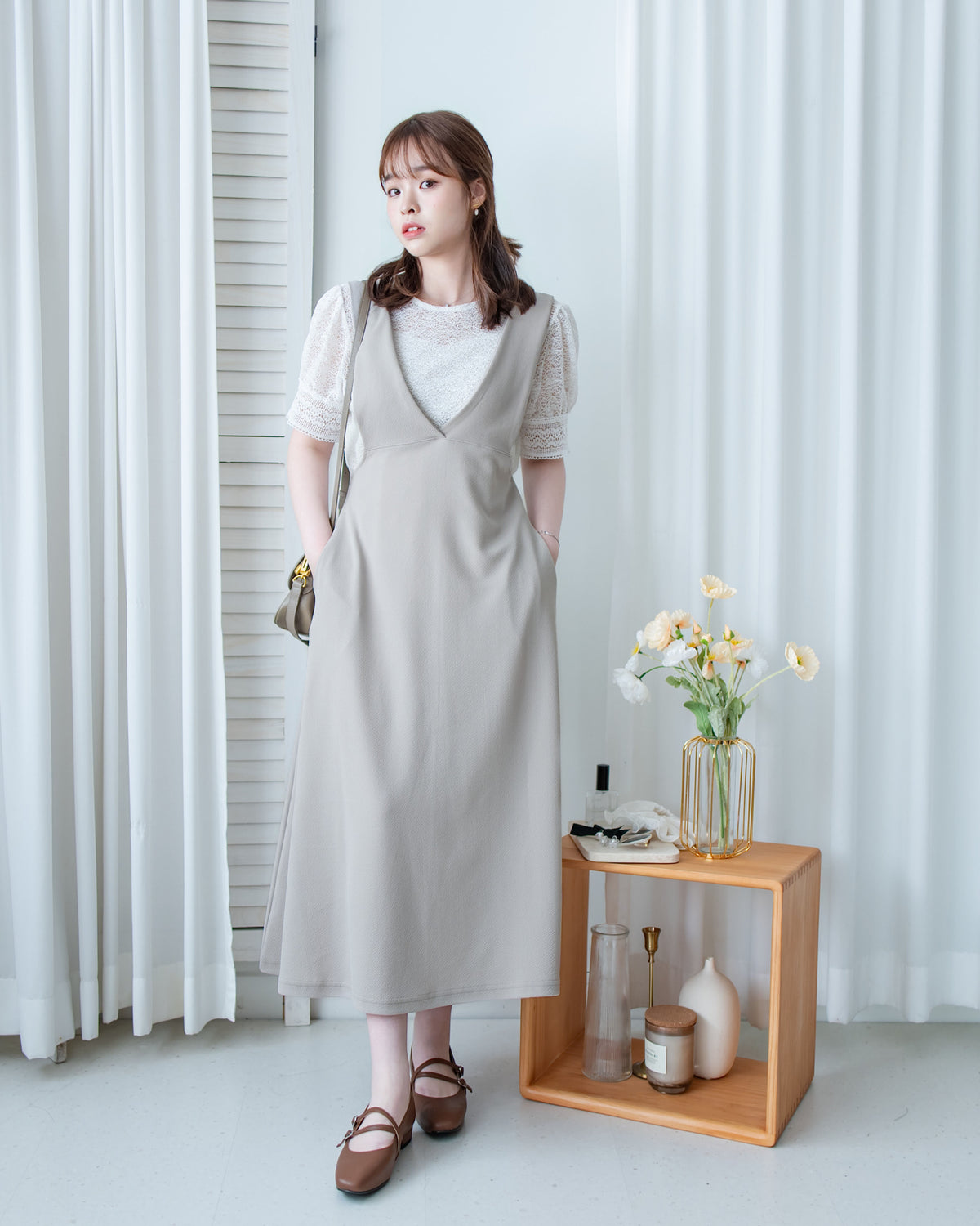 Vest Dress 法式V形粗帶彈性傘形連身裙/ DS1178