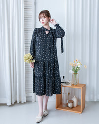 Scarf Floral Dress 飄帶花邊袖印花連身裙/ DS1189