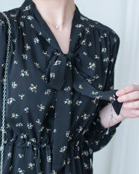 Scarf Floral Dress 飄帶花邊袖印花連身裙/ DS1189