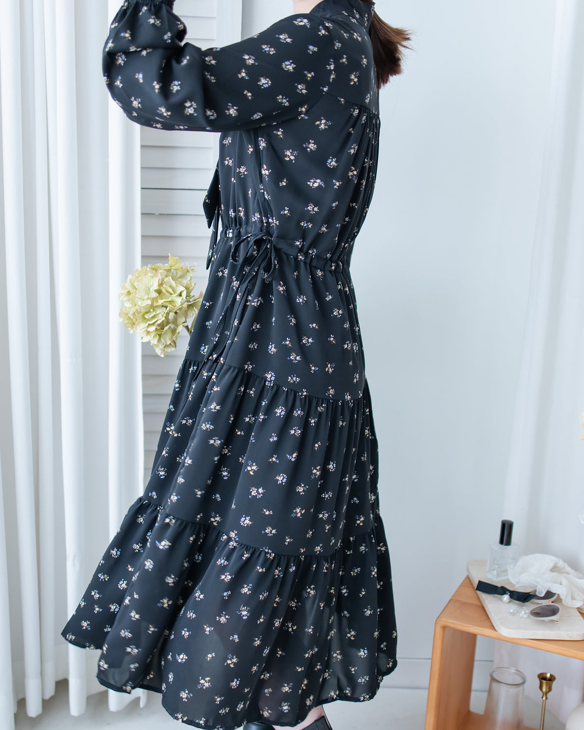Scarf Floral Dress 飄帶花邊袖印花連身裙/ DS1189