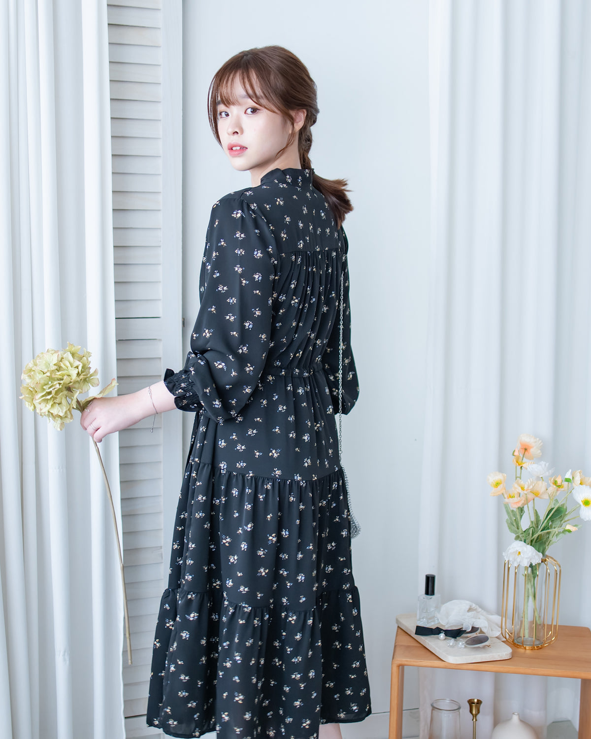 Scarf Floral Dress 飄帶花邊袖印花連身裙/ DS1189