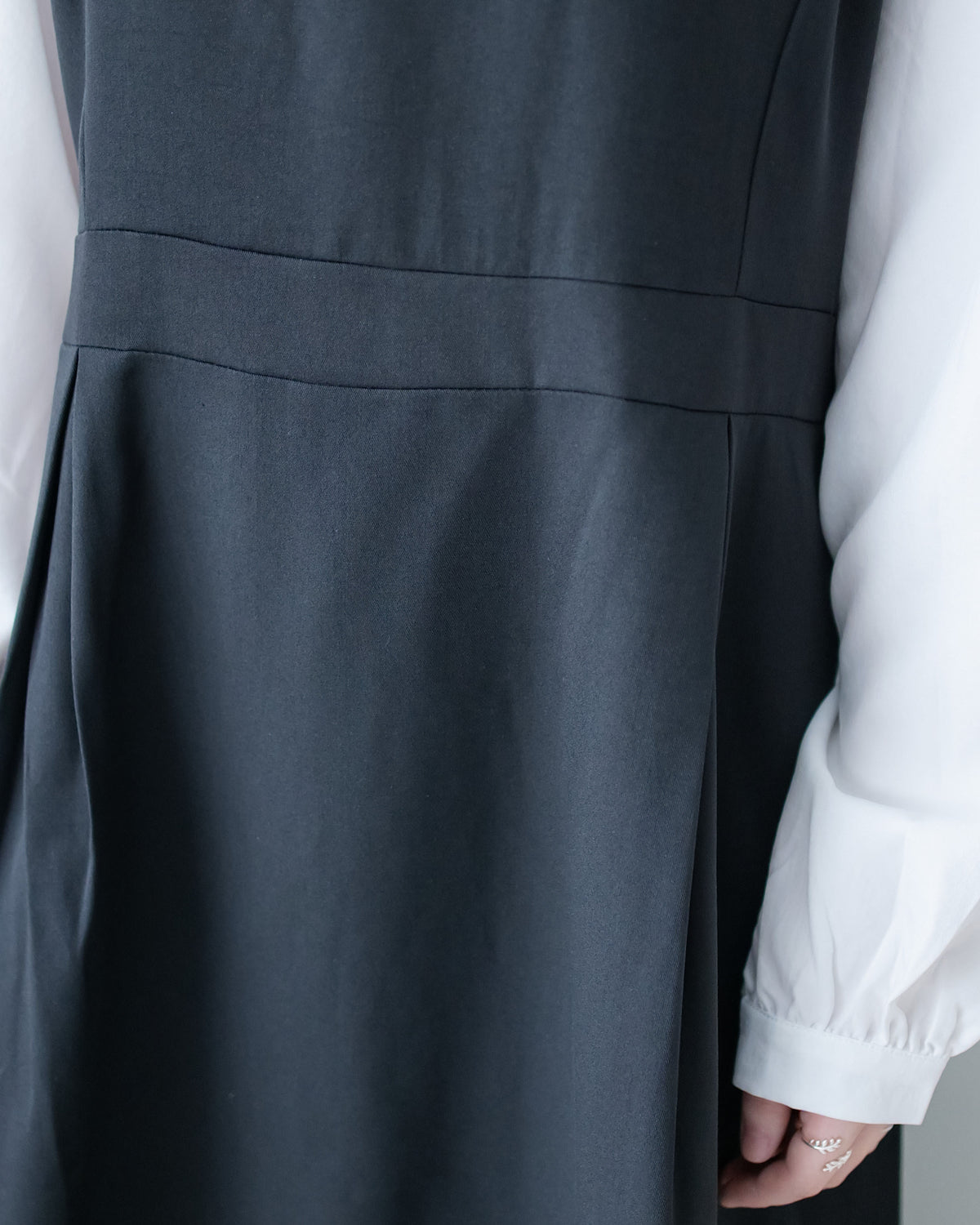 Spliced Shirt Dress 仿內搭恤衫小V領口修腰連身裙/ DS1183