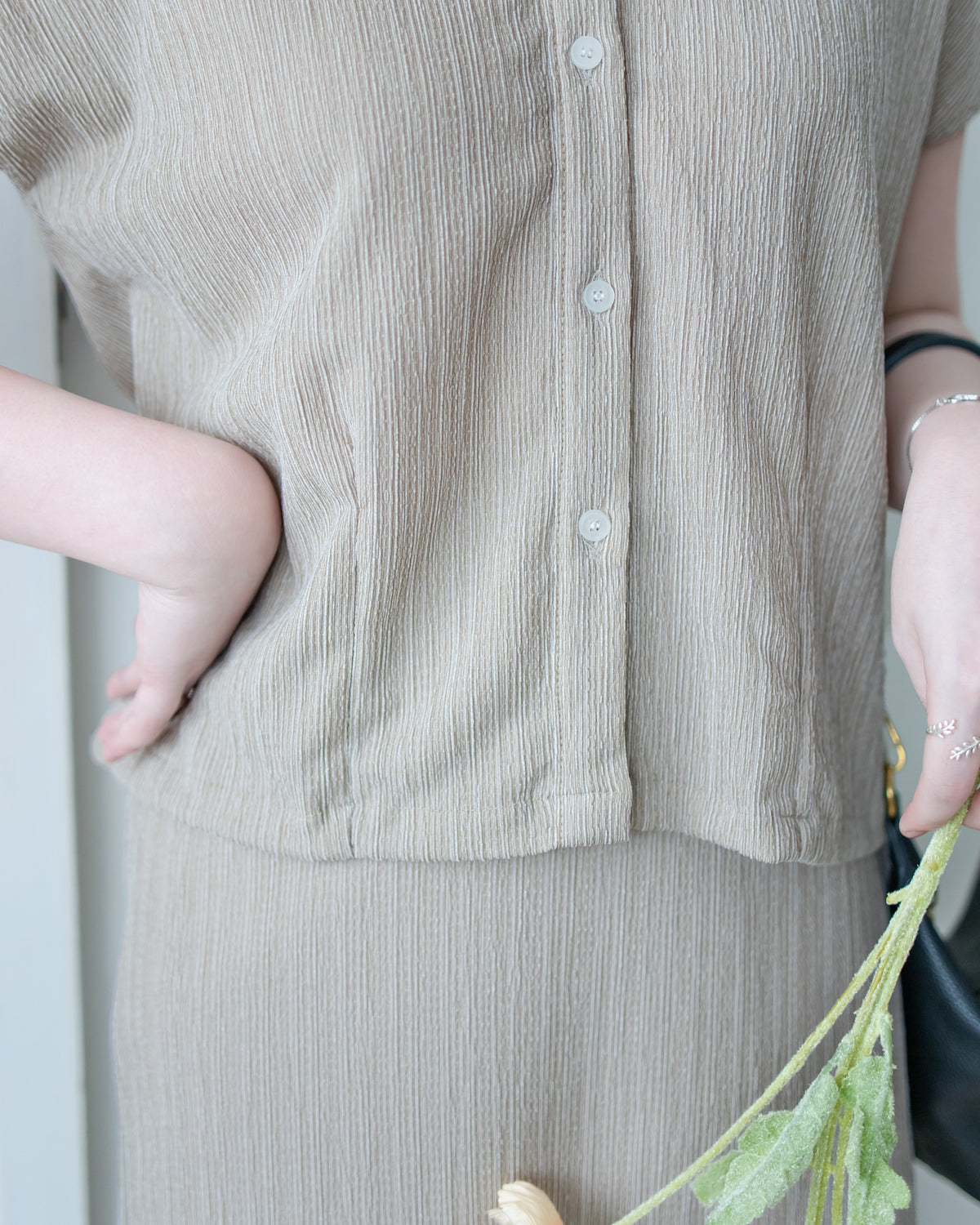 Hailey Skirt Set 防皺彈性恤衫彈性直裙套裝/ SE8122