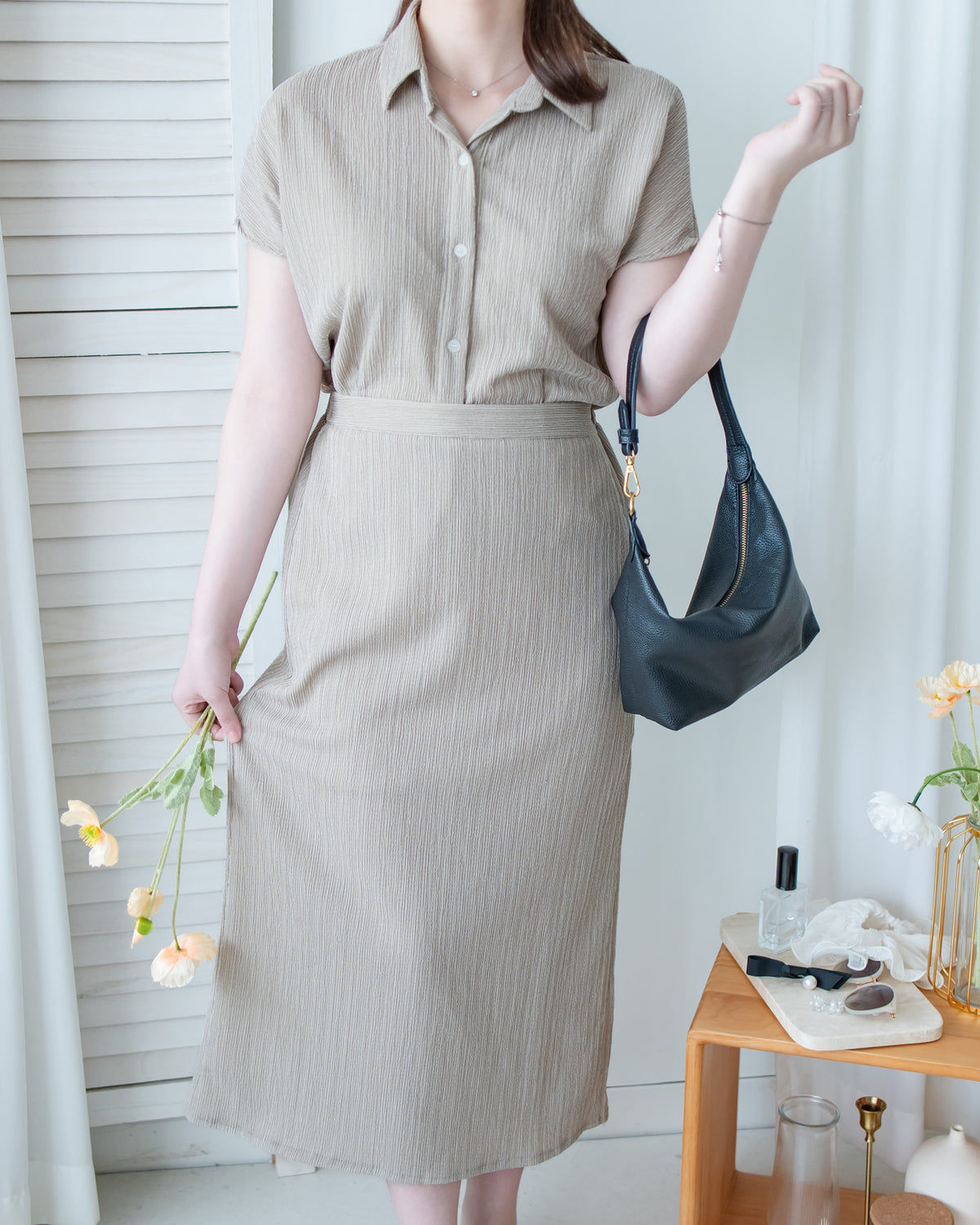 Hailey Skirt Set 防皺彈性恤衫彈性直裙套裝/ SE8122
