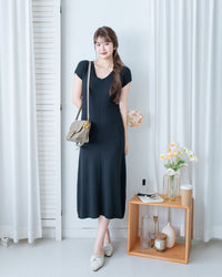 Knit Dress 修身彈性腰身抓皺 V 領針織連身裙/ DS1186