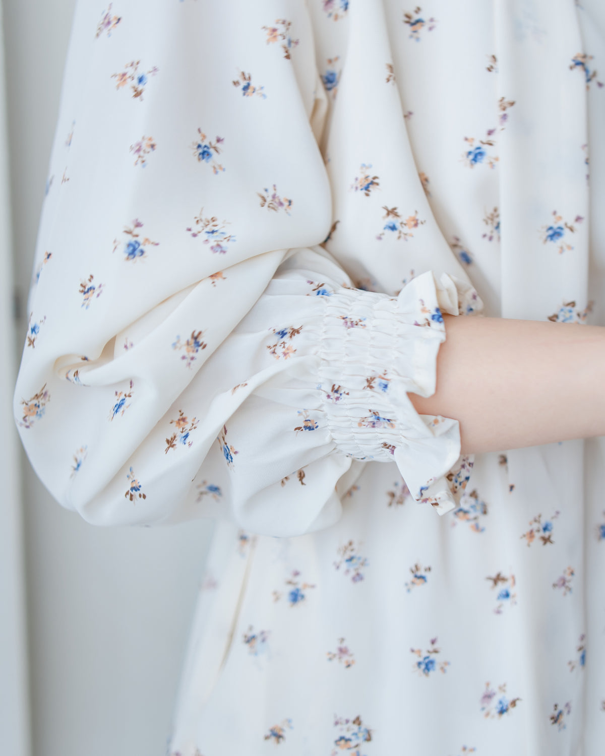 Scarf Floral Dress 飄帶花邊袖印花連身裙/ DS1189
