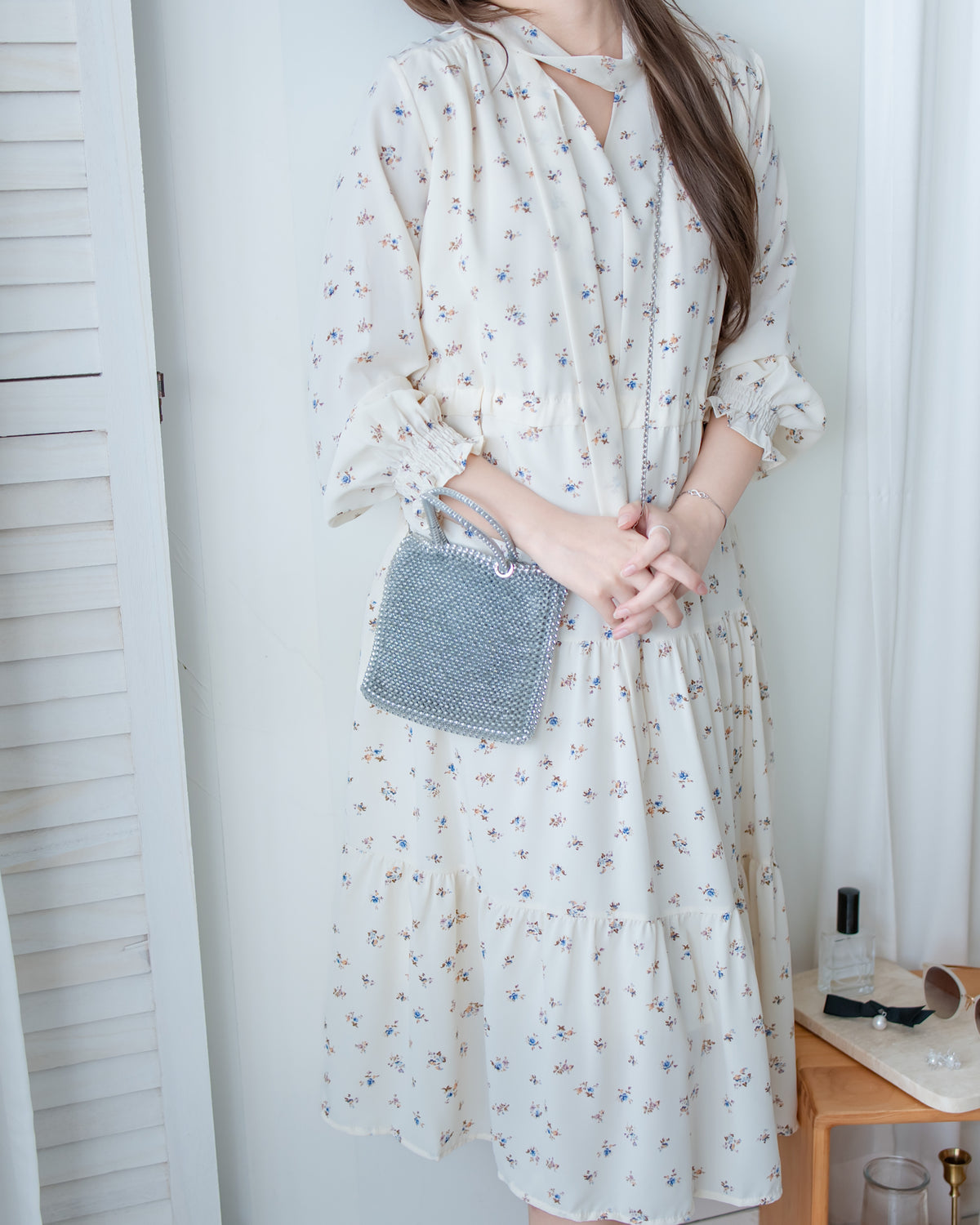 Scarf Floral Dress 飄帶花邊袖印花連身裙/ DS1189