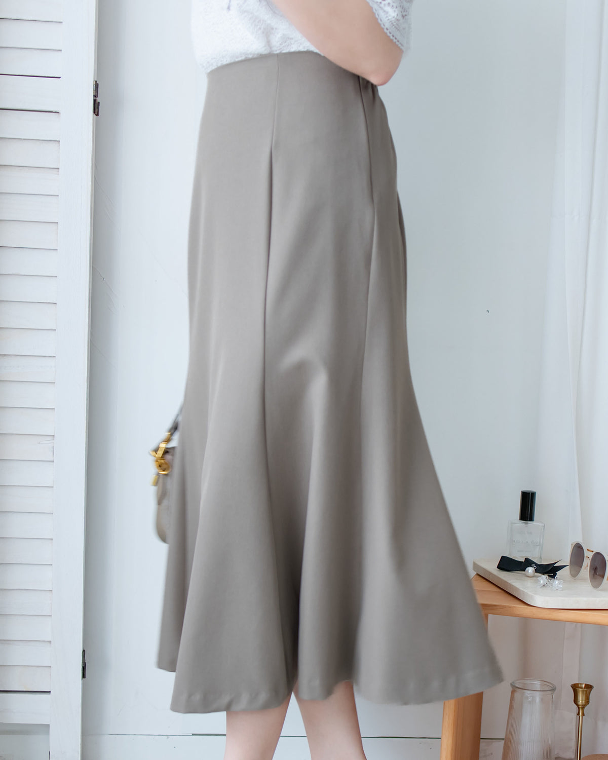 Loose Fishtail Skirt 後橡筋修飾線魚尾半裙/ SK8953