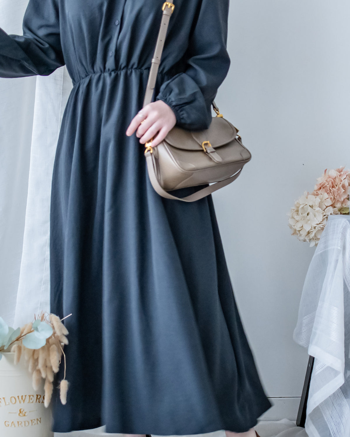 Shirt Dress 知性翻領橡筋腰線微絨連衣裙/ DS1195