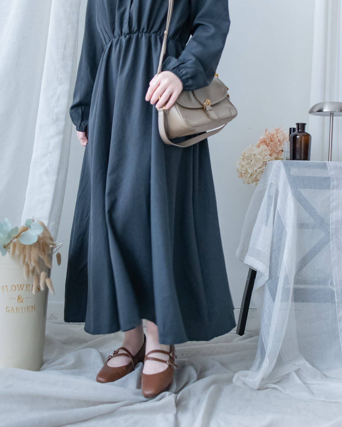 Shirt Dress 知性翻領橡筋腰線微絨連衣裙/ DS1195