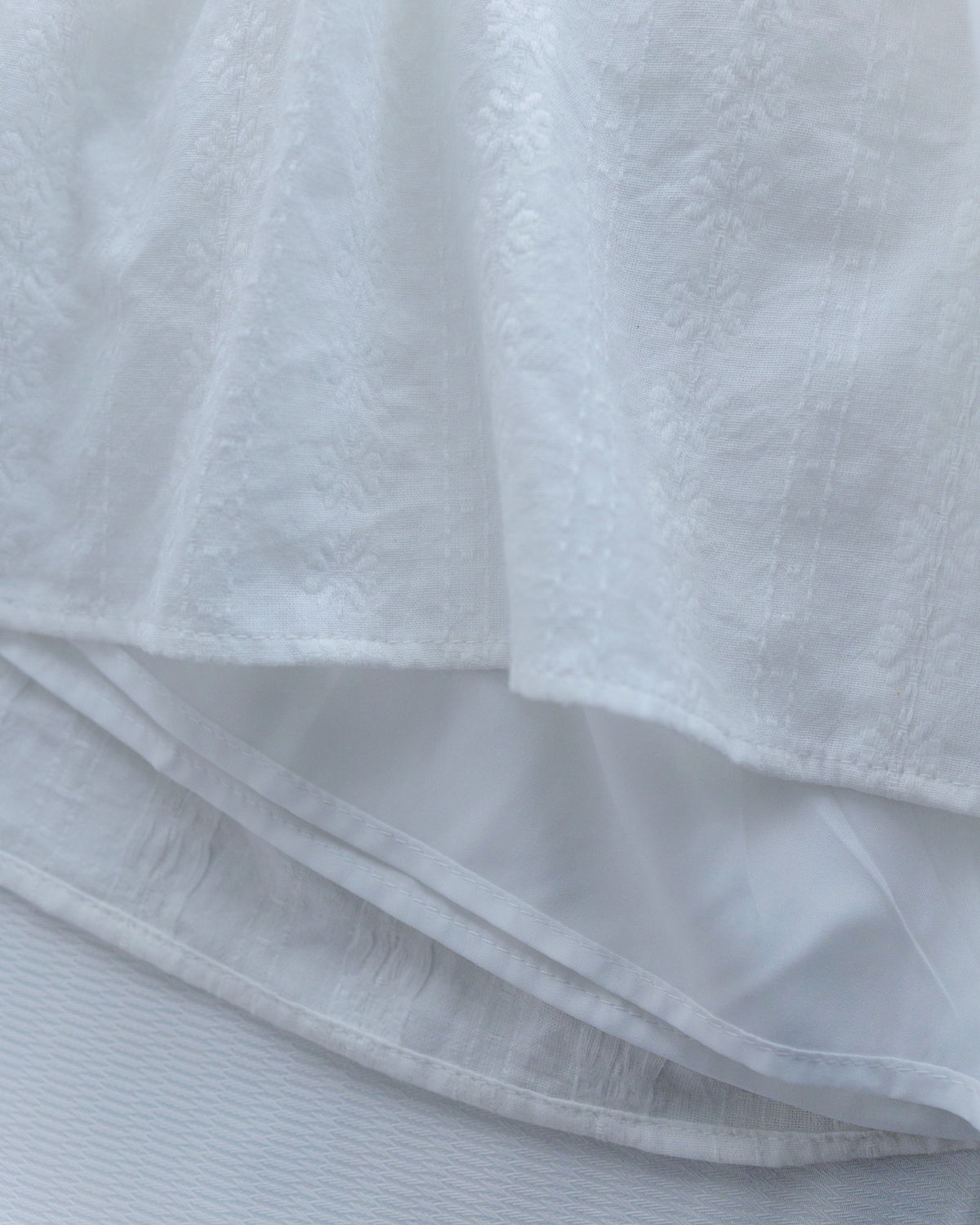 [intent label/ intent 製]  Sophie Dress 花邊領口緹花刺繡修腰連身裙/DSA8008
