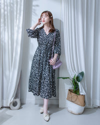 Shadow Dress 疊領簡約白色剪影印花修腰連身裙/ DS1203