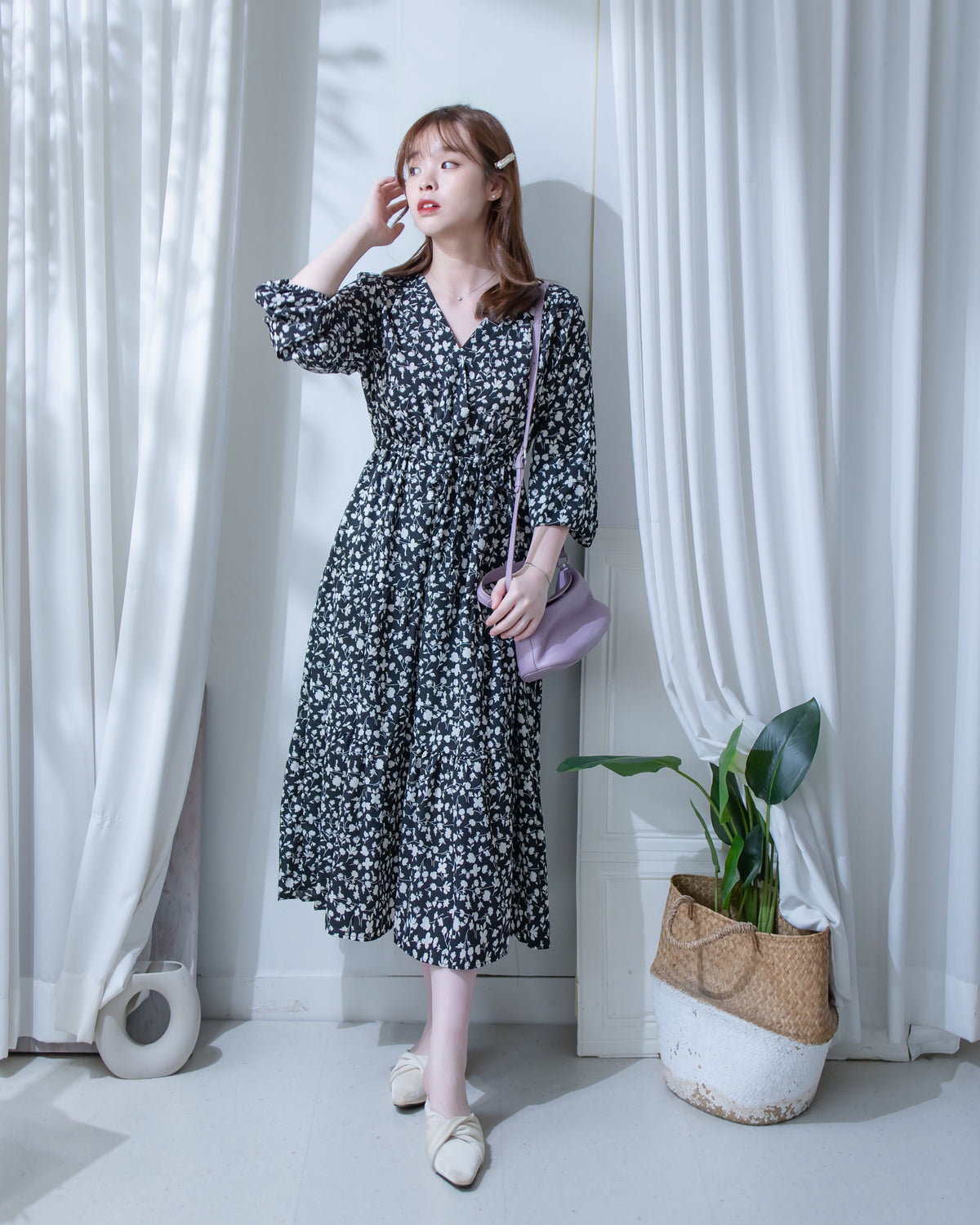 Shadow Dress 疊領簡約白色剪影印花修腰連身裙/ DS1203