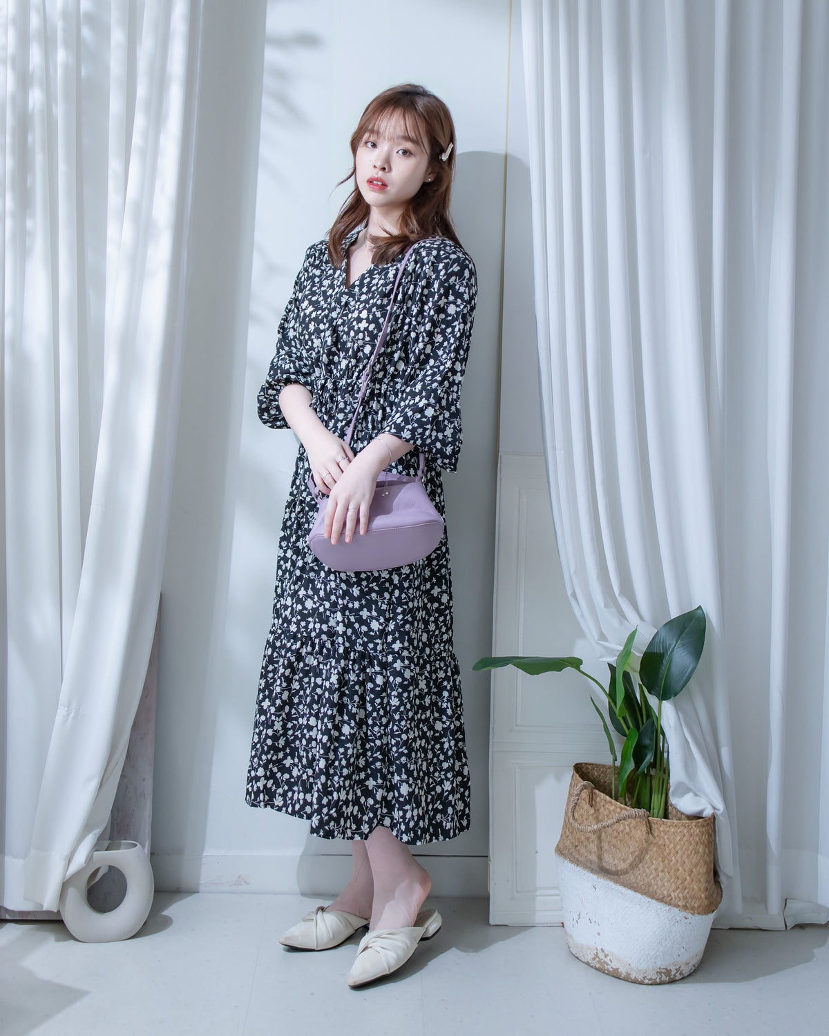Shadow Dress 疊領簡約白色剪影印花修腰連身裙/ DS1203