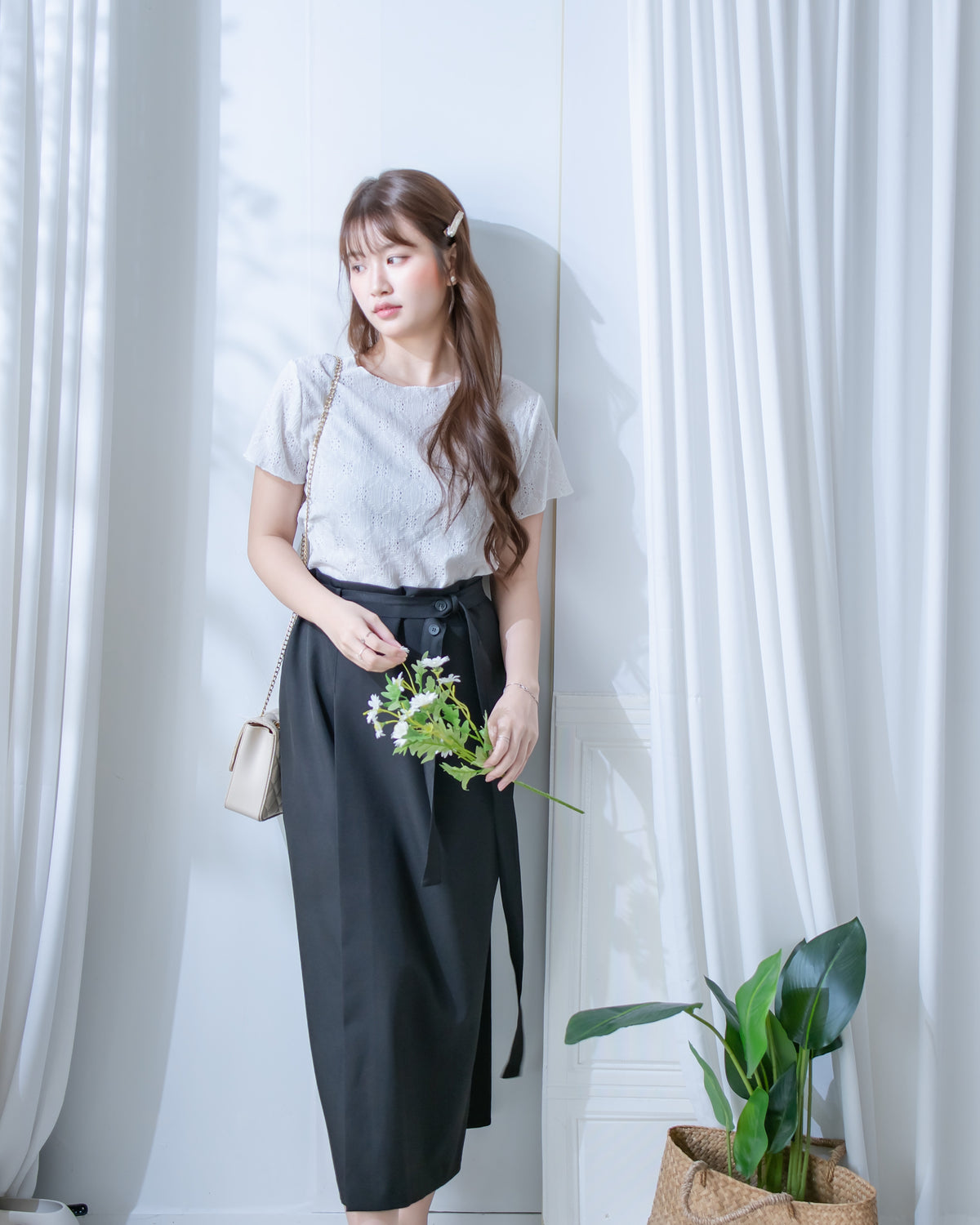 Belt Skirt  腰帶簡潔修腰後開叉直裙/ SK8956