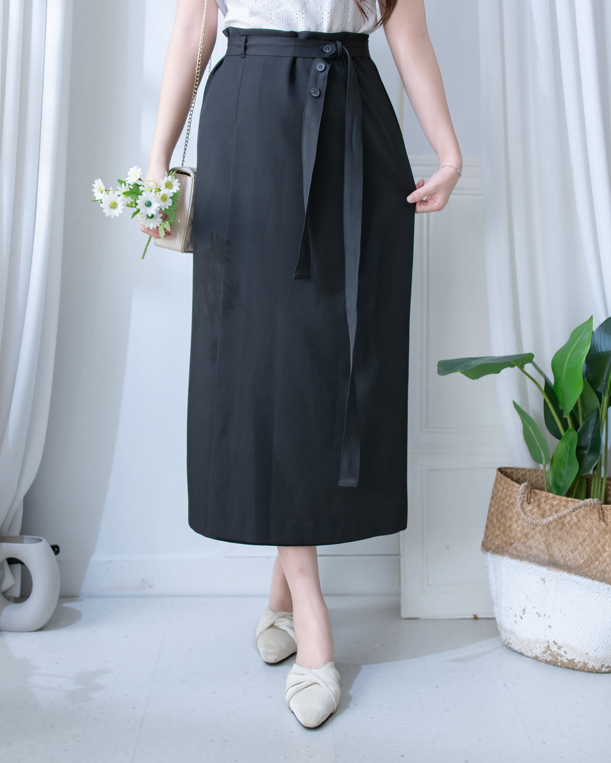 Belt Skirt  腰帶簡潔修腰後開叉直裙/ SK8956