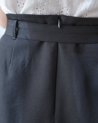 Belt Skirt  腰帶簡潔修腰後開叉直裙/ SK8956