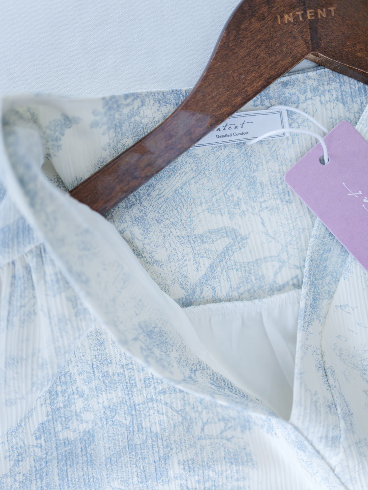 [intent label/ intent 製] Clear Flower Dress V領側束帶質感線條印花飄逸連身裙/ DSA8012