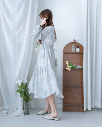 [intent label/ intent 製] Clear Flower Dress V領側束帶質感線條印花飄逸連身裙/ DSA8012