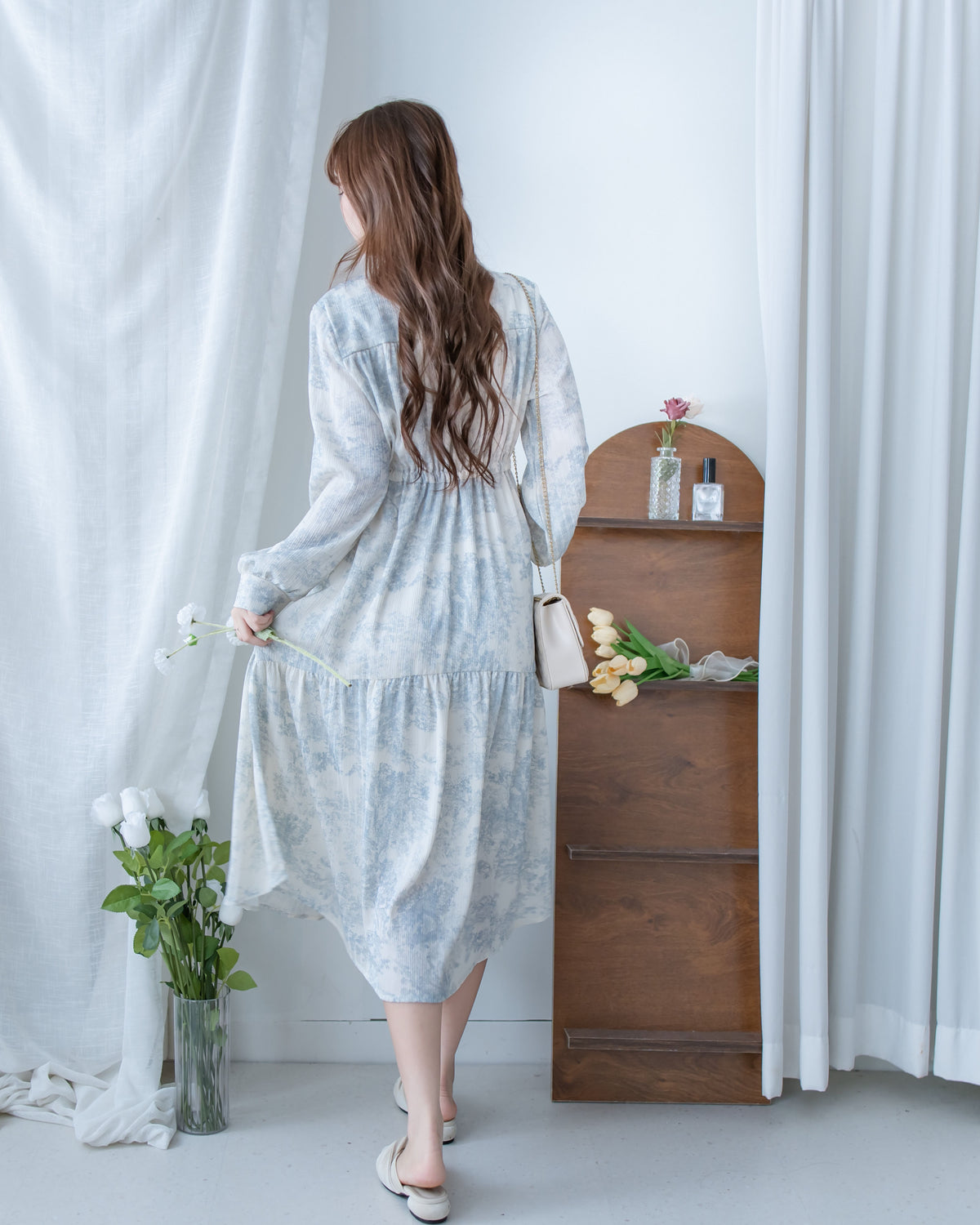 [intent label/ intent 製] Clear Flower Dress V領側束帶質感線條印花飄逸連身裙/ DSA8012