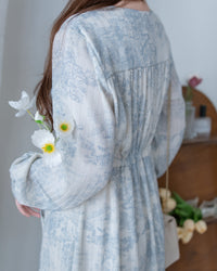 [intent label/ intent 製] Clear Flower Dress V領側束帶質感線條印花飄逸連身裙/ DSA8012